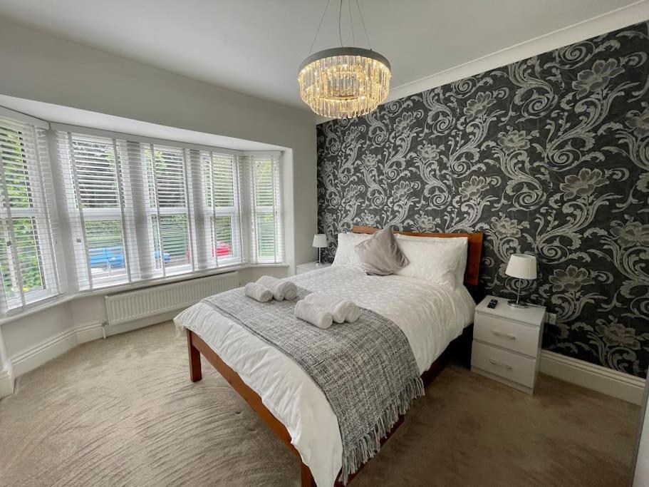 Modern 2 Bed Flat W Parking, Dog Friendly, Central Bournemouth Exterior foto