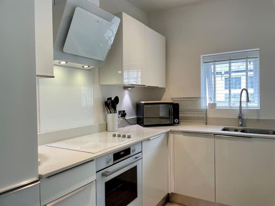 Modern 2 Bed Flat W Parking, Dog Friendly, Central Bournemouth Exterior foto